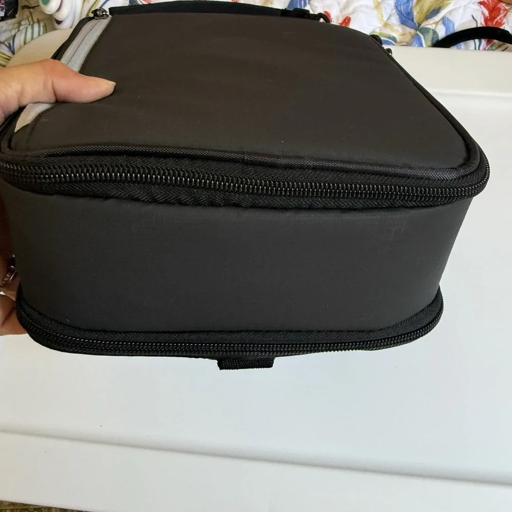 Tommy Bahama Expandable 5-Layer Lunch Pack Cooler, Zip Bag 2-Ice Wall Black Box